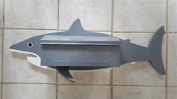 Great White Wall mount mailbox